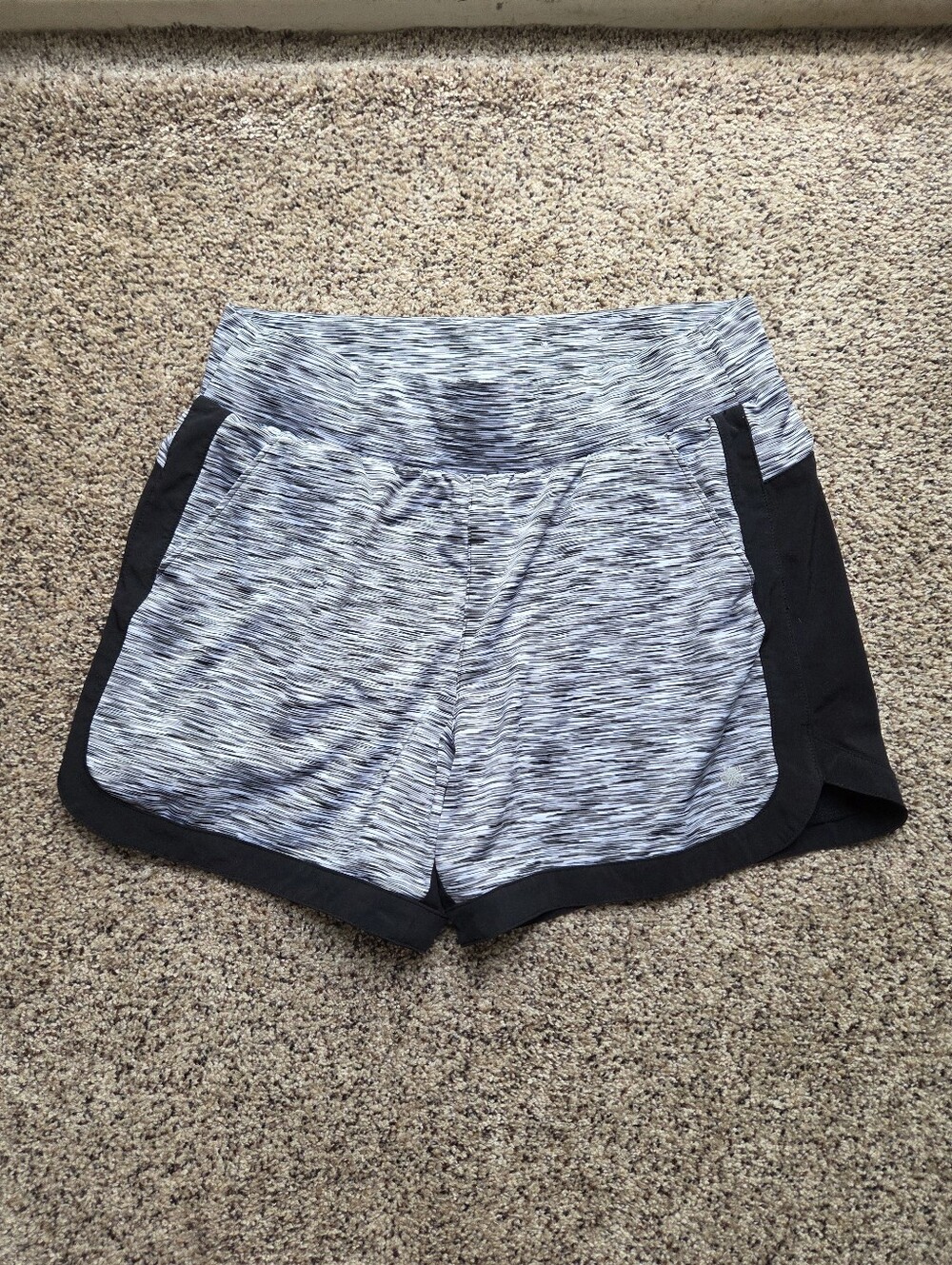 Tek Gear DRYTEK Women’s Heathered Gray Active Shorts with Black Trim